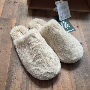 Brand New Crate & Barrel plush faux fur slippersrs